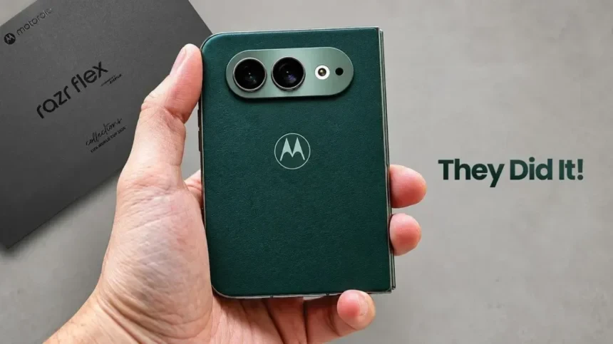 Motorola готує незвичний складаний смартфон Razr Flex: стали відомі характеристики та продуктивність